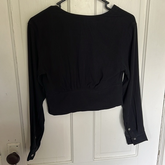 Madewell V-Neck Button-Front Shirt - Picture 8 of 12